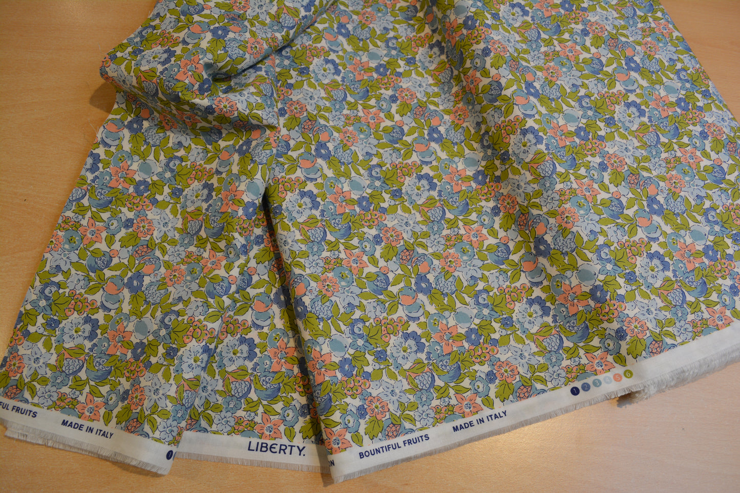 Liberty - Tree of Life Collection - Bountiful Fruits 7373B