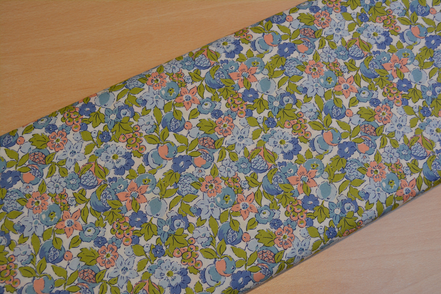 Liberty - Tree of Life Collection - Bountiful Fruits 7373B